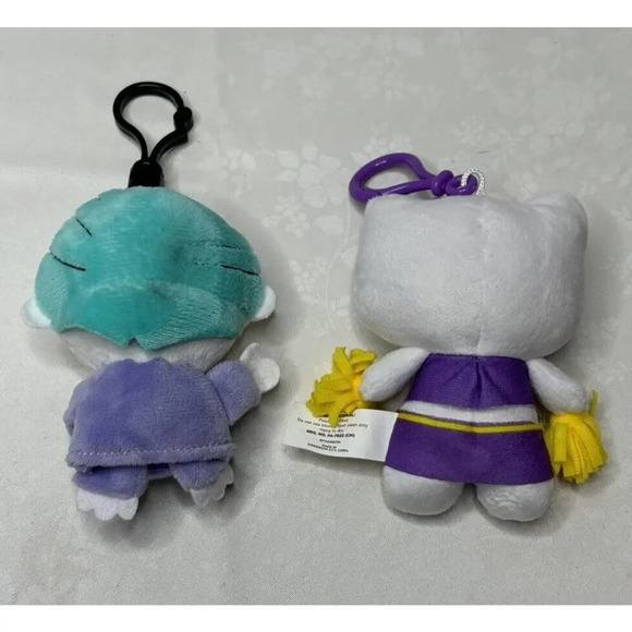 Hello Kitty And Nightmare Before Christmas Keychain - Picture 2 of 3